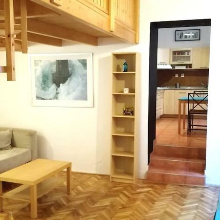 Apartment Mona - Old Town Братислава Экстерьер фото